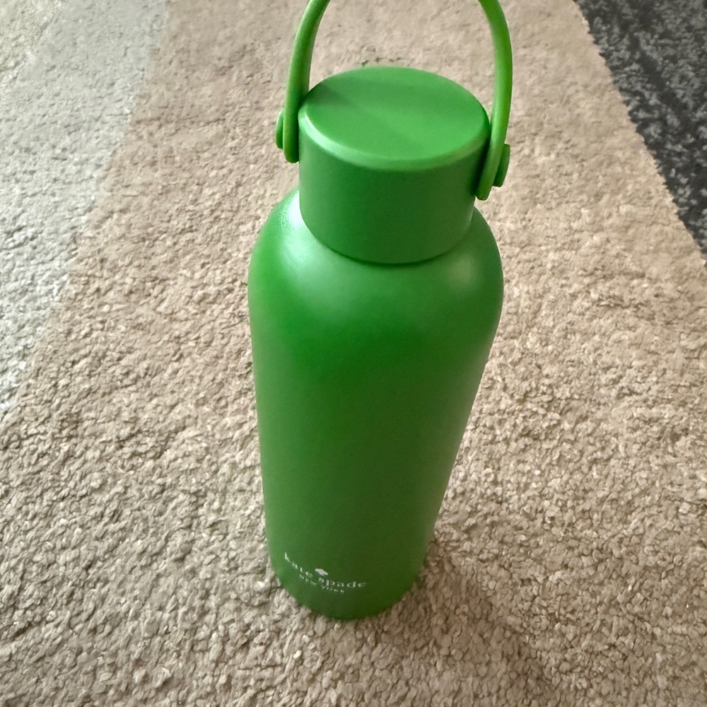 Kate Spade Vibrant Green Bottle - Picture 2 of 4